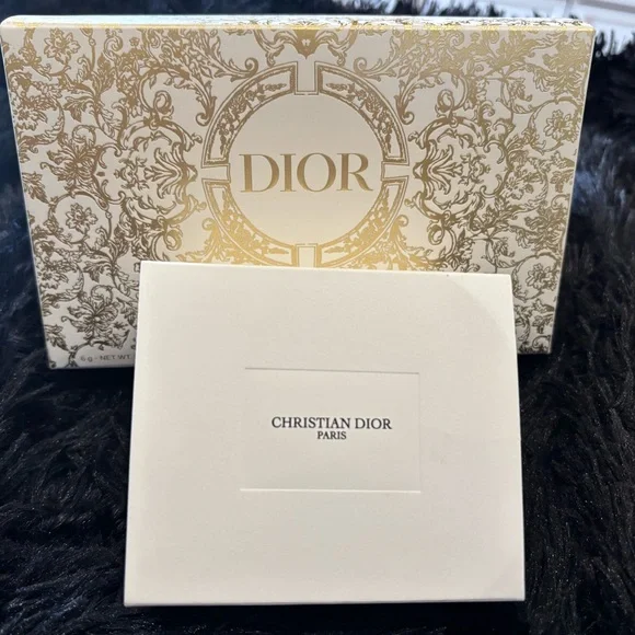 Christian Dior Gift Set with Candle and body wash - Picture 3 of 4